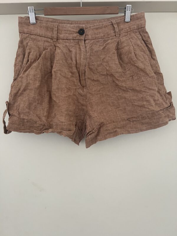 Linnen shorts Linnen shorts